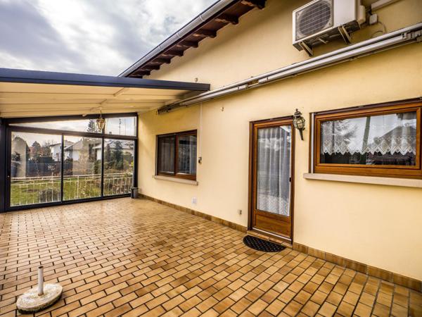 Maison - 6 pièces 136 m2 sur 8 ares de terrains