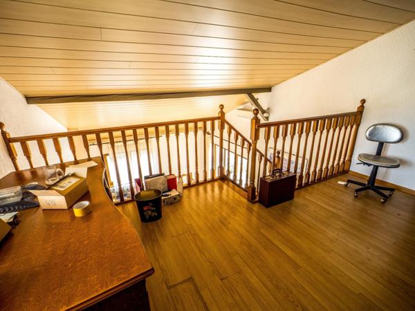 Maison - 6 pièces 136 m2 sur 8 ares de terrains