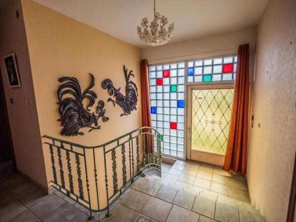 Maison - 6 pièces 136 m2 sur 8 ares de terrains