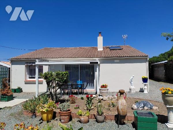 MAISON 2 CHAMBRES - 76 M² -GARAGE DE 40 M²