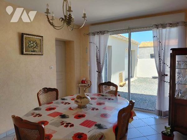 MAISON 2 CHAMBRES - 76 M² -GARAGE DE 40 M²