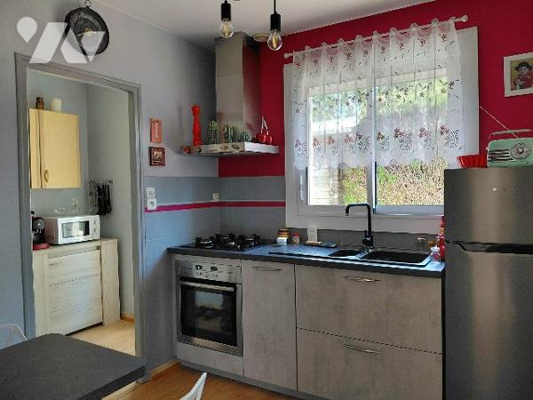 MAISON 2 CHAMBRES - 76 M² -GARAGE DE 40 M²