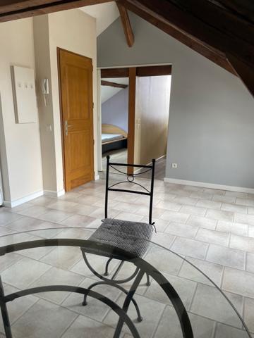 Appartement de type 3 meublé à Troyes