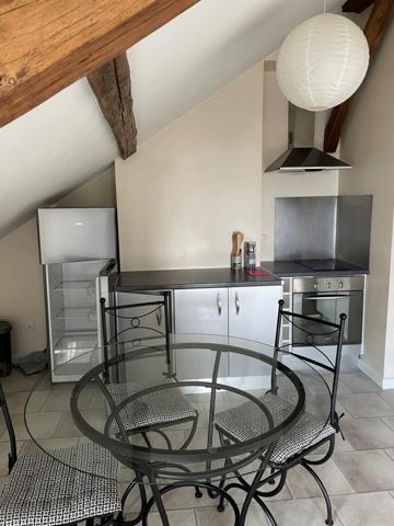 Appartement de type 3 meublé à Troyes