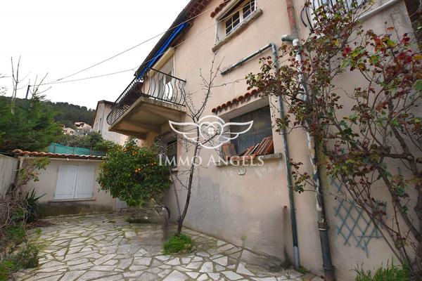 Villa située dans le secteur calme et recherché de La Barasse.