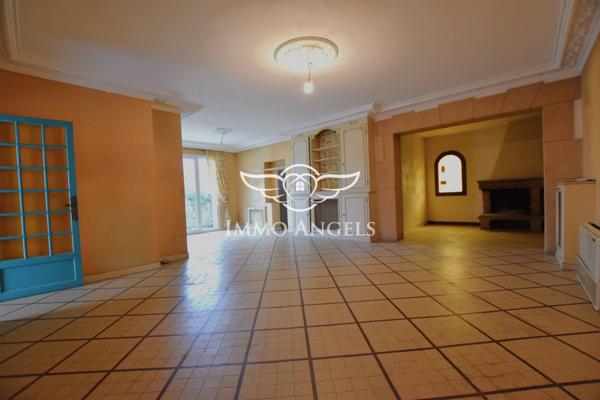 Villa située dans le secteur calme et recherché de La Barasse.