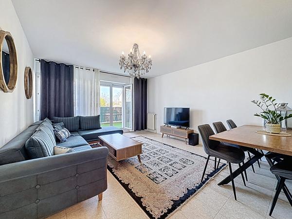 Appartement Nantes 3 pièce(s) 67.5 m2, bourg de Saint Joseph de Porterie