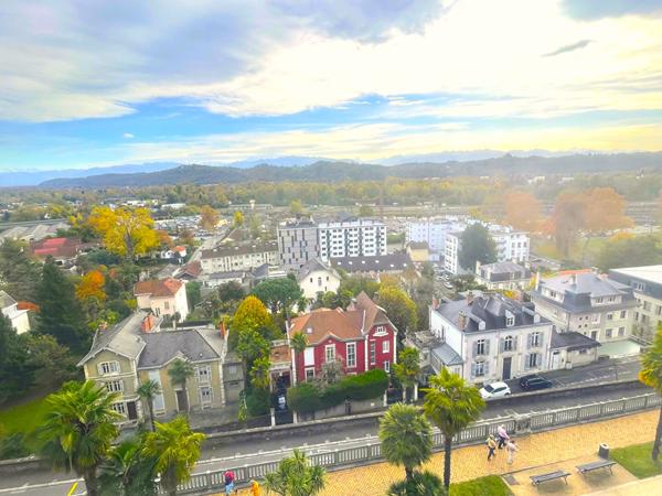 PAU - Boulevard des Pyrénées Appart T4