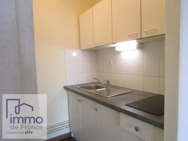 A LOUER ! APPARTEMENT T1 ECHIROLLES
