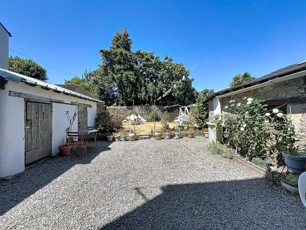 Appartement Nantes Chantenay - Proche Jean Macé - 2 chambres - Jardin privatif - Caveau