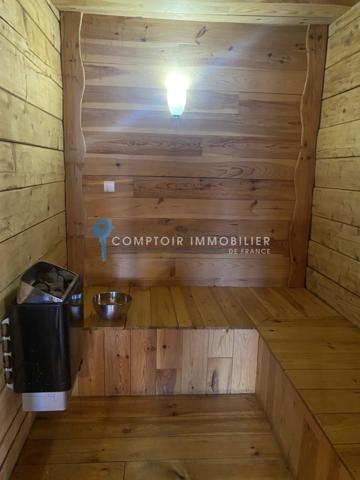 Maison
                                                                                                                                                                                                                                                                                                                        6 pièce(s)                                                                                                                                                                                                          5 chambre(s)                                                                                                                                                                                                          179  m²