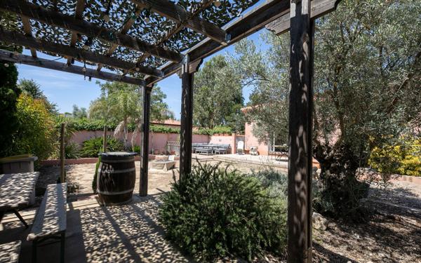 Maison à vendre    5 pièces •  Saint-Laurent-de-la-Salanque