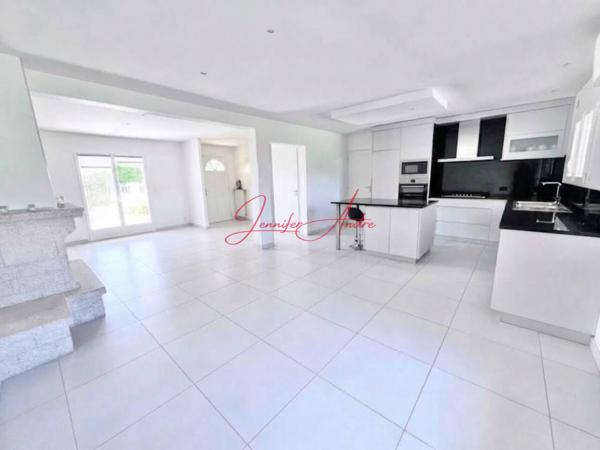 Maison à vendre 5 pièces de 122 m²