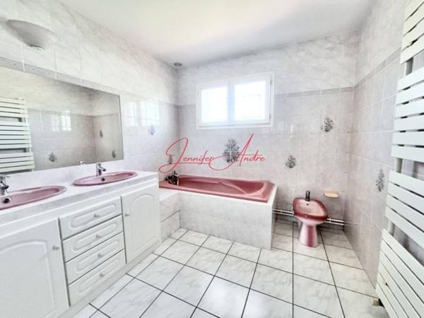Maison à vendre 5 pièces de 122 m²