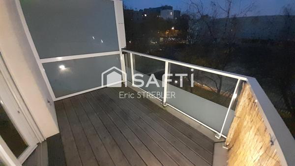 TOP SITUATION POUR CE STUDIO AVEC GRAND BALCON