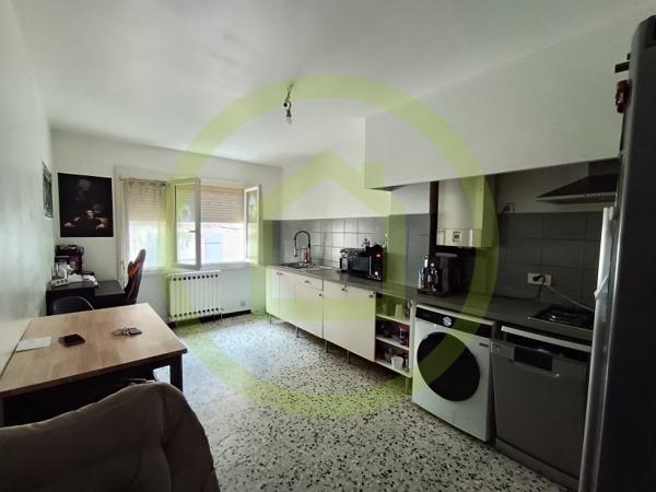 Appartement à BEAUCAIRE (30300)