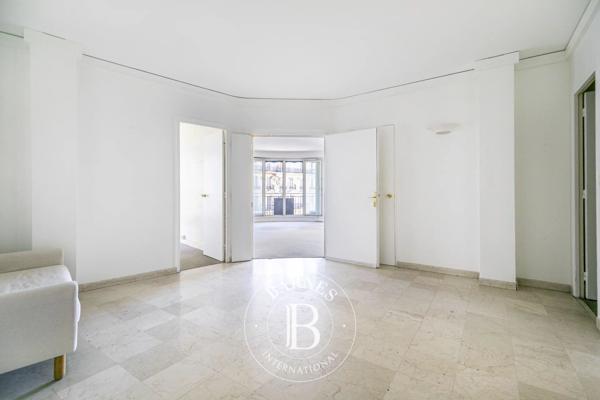 Paris 6ème, Appartement 4 Chambres -  214 m² à vendre