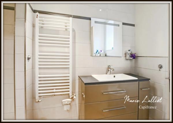 Maison à vendre 7 pièces, 170m², GRANGERMONT, dépendance, 3 chambres, double garage, grange