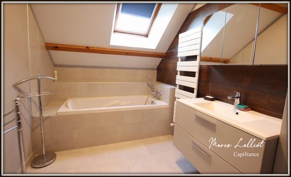 Maison à vendre 7 pièces, 170m², GRANGERMONT, dépendance, 3 chambres, double garage, grange