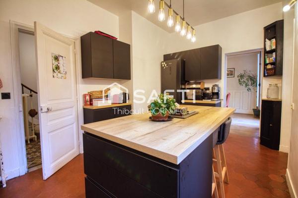 Maison MANSART à Vendre 220m2 env.Terrain de 586m2 env.