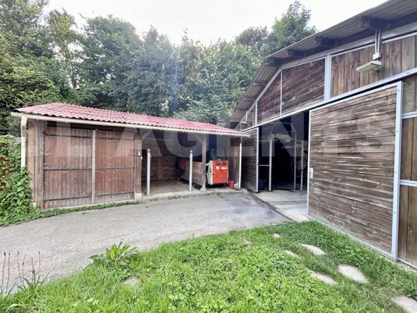 HARAS sur 13300M² Entièrement équipé AVEC habitation de 95m² 