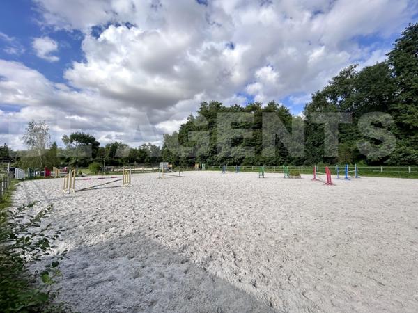 HARAS sur 13300M² Entièrement équipé AVEC habitation de 95m² 