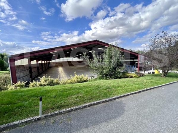 HARAS sur 13300M² Entièrement équipé AVEC habitation de 95m² 