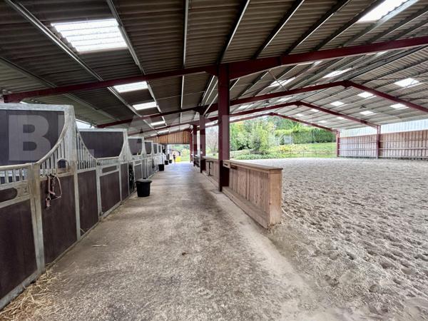 HARAS sur 13300M² Entièrement équipé AVEC habitation de 95m² 