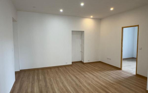 Appartement à vendre    3 pièces • 60 m2 Sérézin-du-Rhône