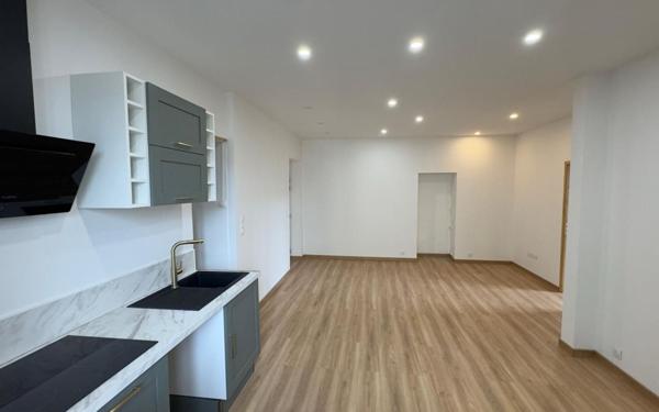 Appartement à vendre    3 pièces • 60 m2 Sérézin-du-Rhône