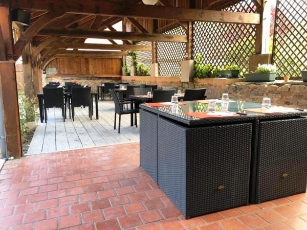 Dpt Côte d'Or (21), à vendre BEZE immeuble