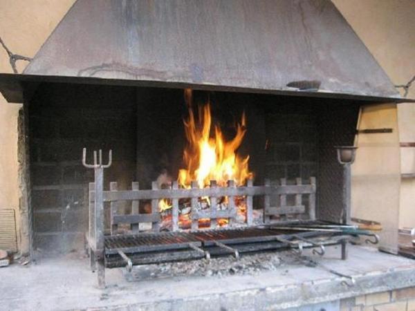 Dpt Côte d'Or (21), à vendre BEZE immeuble