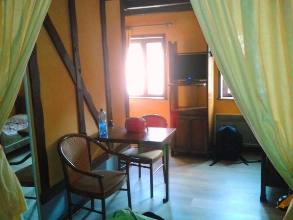 Dpt Côte d'Or (21), à vendre BEZE immeuble