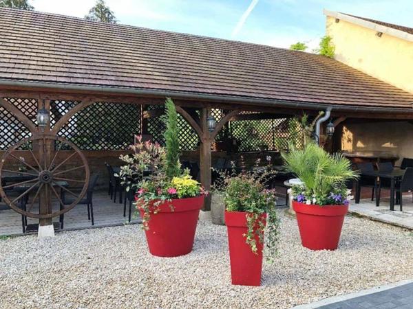 Dpt Côte d'Or (21), à vendre BEZE immeuble