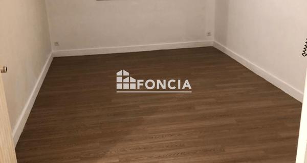 Location Appartement 2 pièces 43.07 m² - ÉTampes 91150