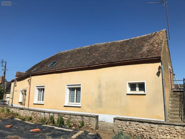 Maison de ville à vendre à Bonnétable dans la Sarthe (72110), ref : 079/1897