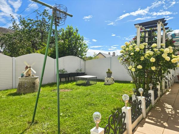 Une belle opportunité entre Les Maillets et Premartine ! Maison familiale de 94 m idéalement située, qui n'attend plus que votre nouveau projet de vie