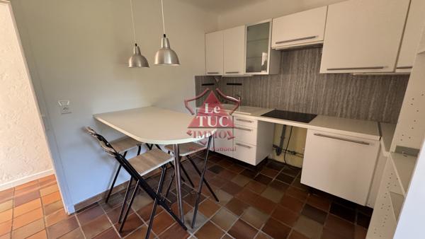 Grasse PLASCASSIER– Maison de plain-pied de 112 m² avec annexes incluses terrain plat 2000 m2 clos Grasse (06130)