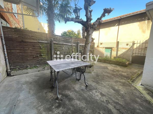 Maison
         4 pièces
        - 110 m² 119 000 € *