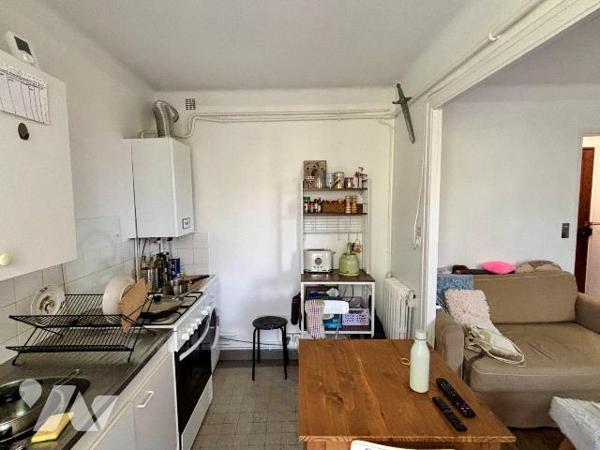 EXCLUSIVITÉ QUARTIER SAINT-HÉLIER / GARE
Venez découvrir cet appartement de type 1 situé au pr...