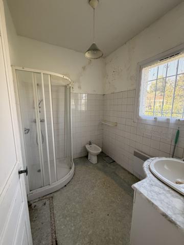 Maison à rénover avec T2 indépendant