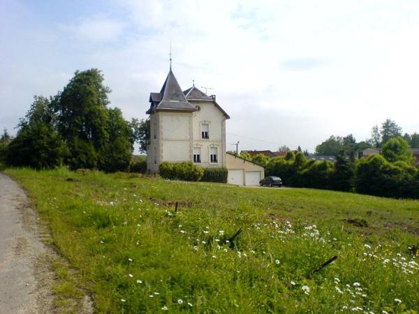 ECORDAL, une maison de caractère sur un terrain de 1ha 25a 17ca.