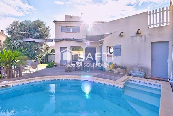 Maison lumineuse et pleine de charme, idéalement située avec jardin et piscine