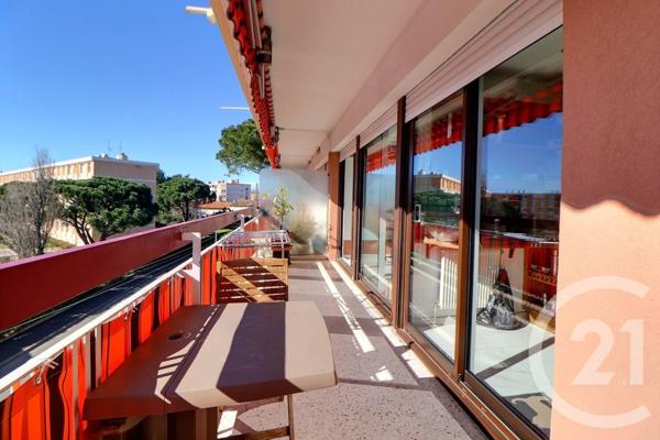 Appartement T3 à vendre  3 pièces - 68,14 m2 FREJUS - 83