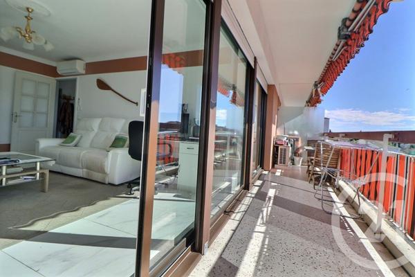 Appartement T3 à vendre  3 pièces - 68,14 m2 FREJUS - 83