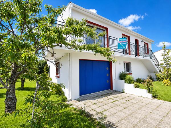 Maison 146 m², 5 chambres, grand garage : un fort potentiel à La Chaume