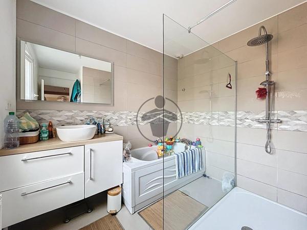 Vente Maison 6 pièces 116 m2 à Omissy