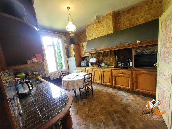 Maison à vendre 8 pièces  (61)