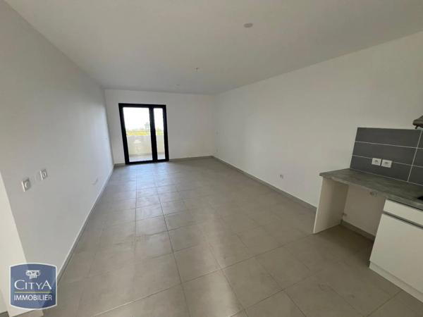 Appartement à louer 3 pièces 65.54m² Le Tampon (97430)