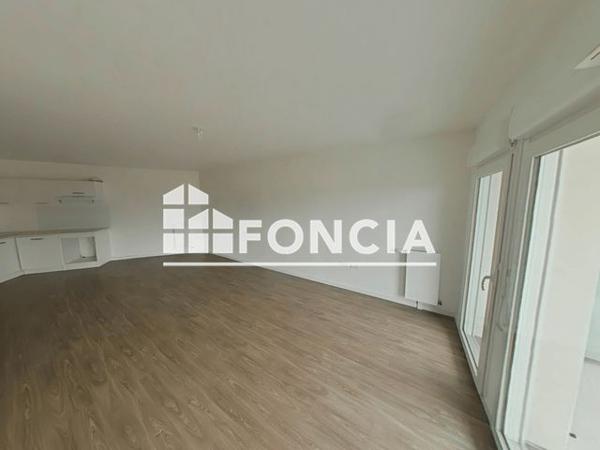 Location Appartement 3 pièces 68.8 m² - RUE LEO LAGRANGE Noisy Le Sec 93130